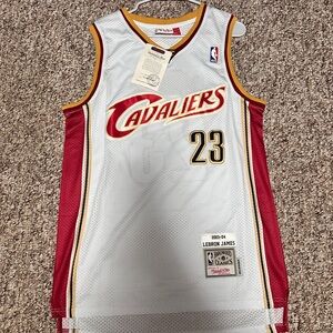 Mitchell & Ness NBA Cavaliers LeBron James white jersey